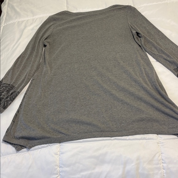 Gray Embellished Women's Top - Picture 4 of 6